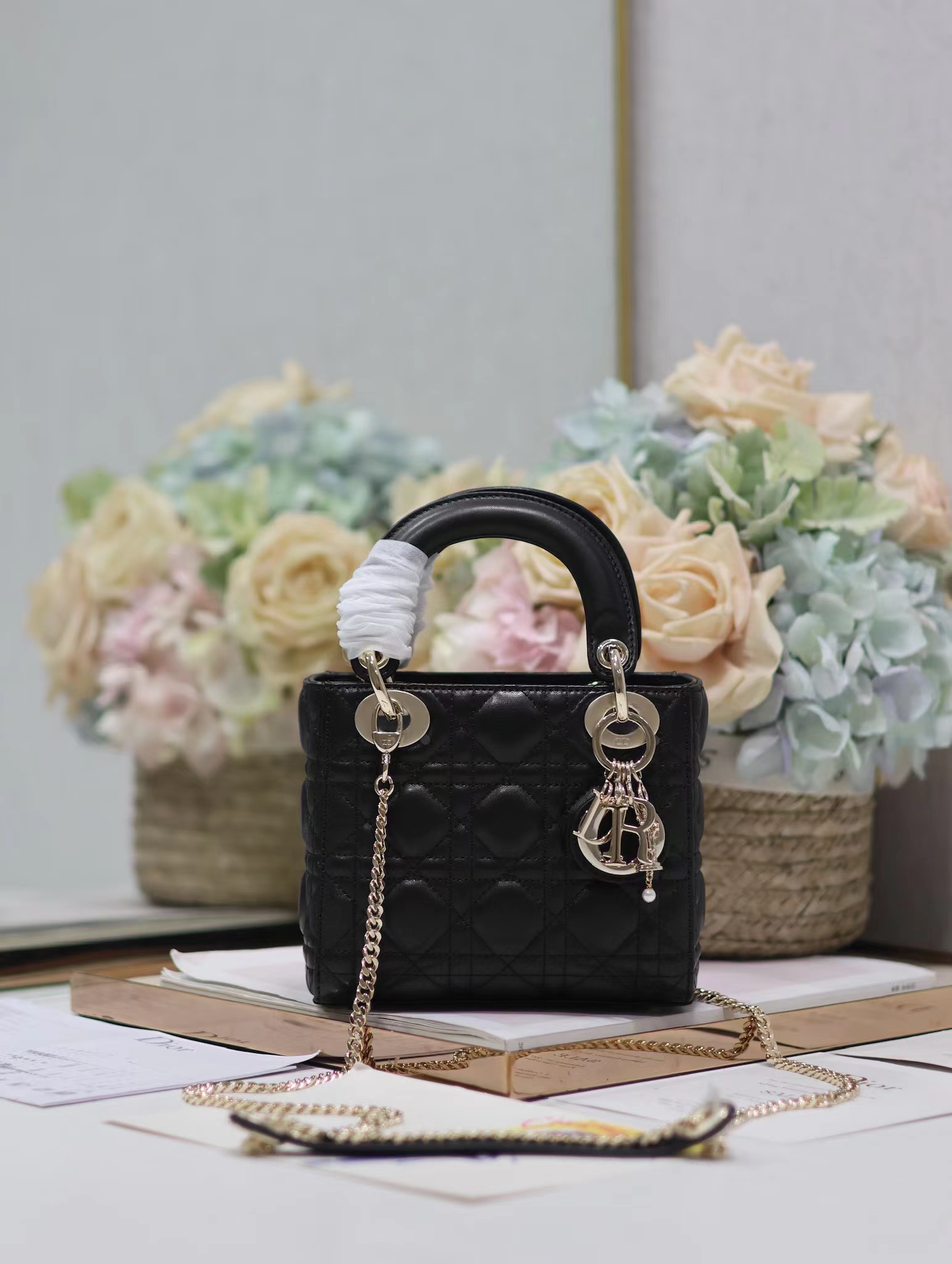 디올,탑 핸들 백